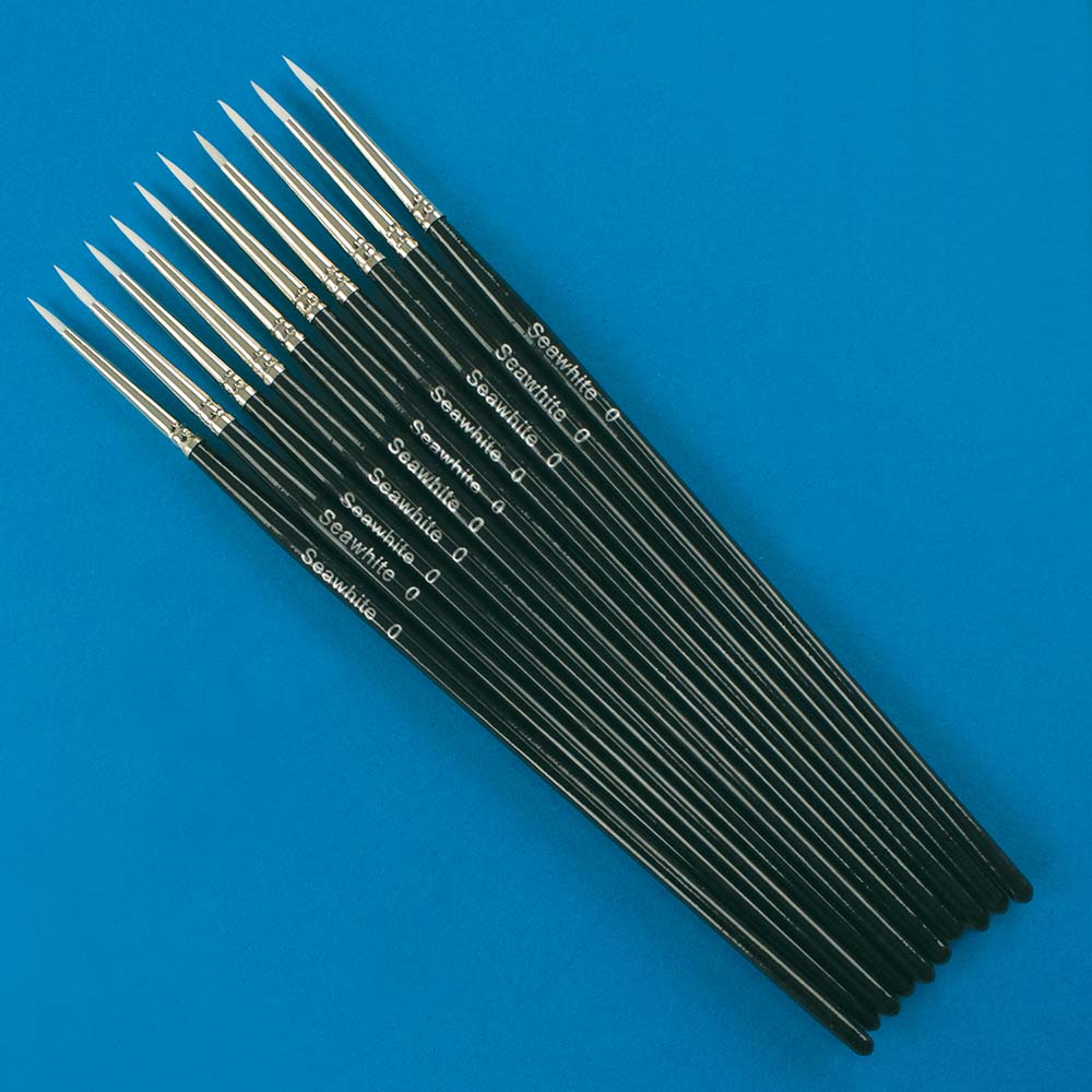 White Synthetic Fine Brush, Round
